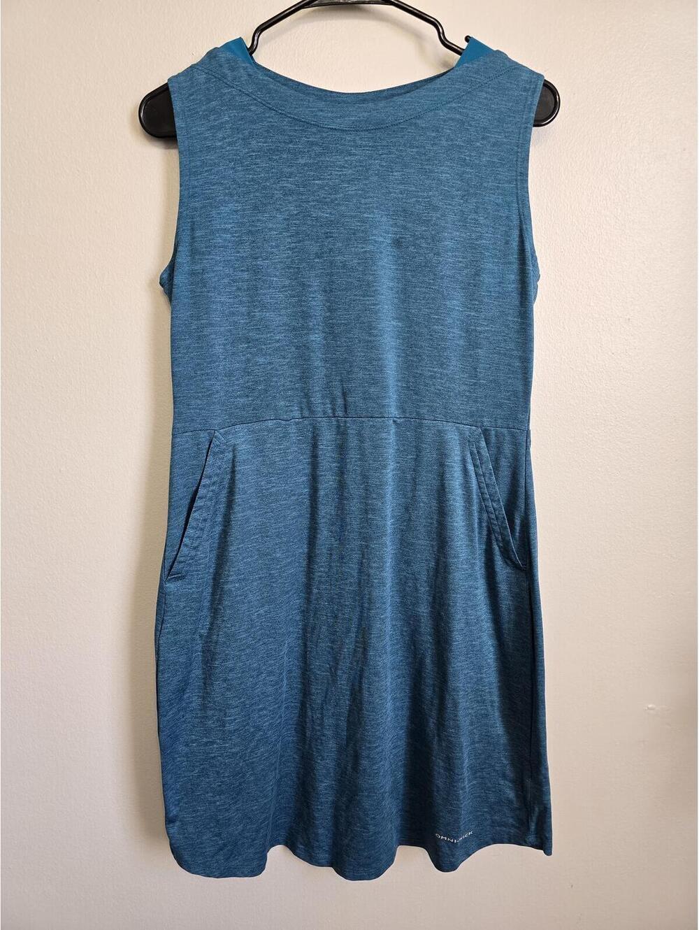 Columbia Omni-Wick Freezer Sleeveless Dress W/ Pockets - Teal Small